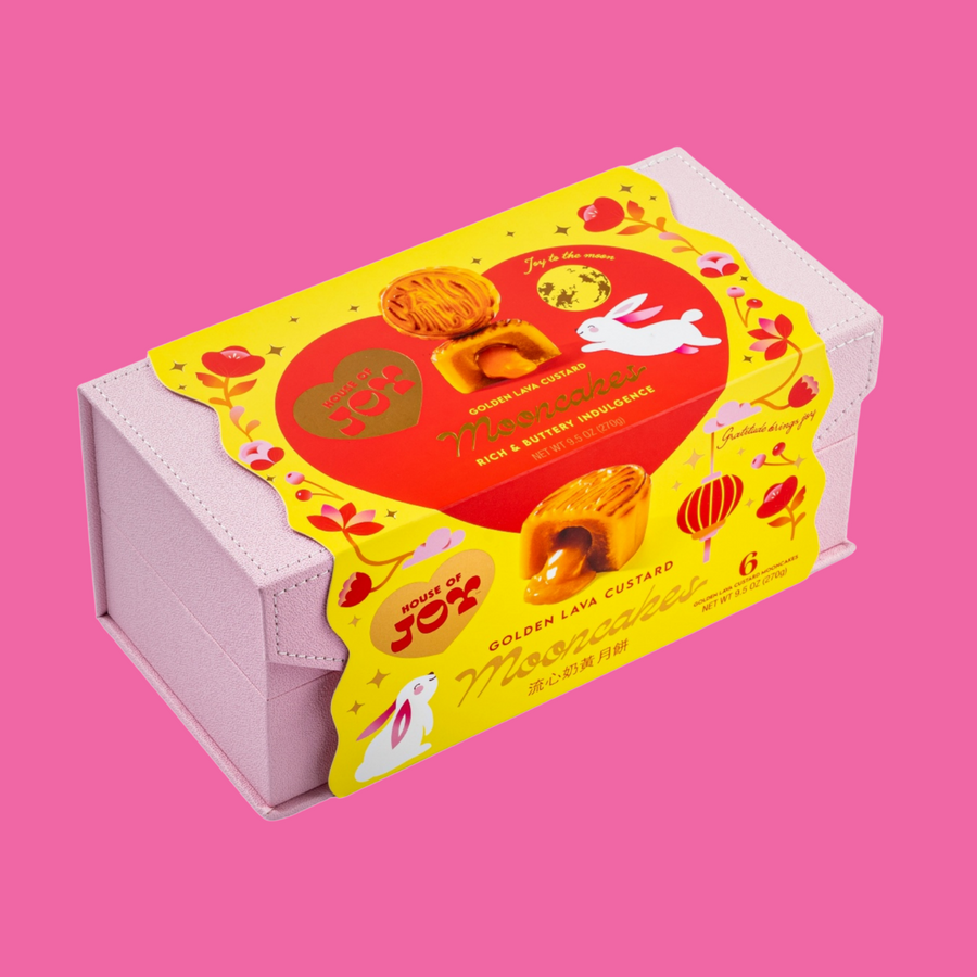 Golden Lava Custard Mooncake